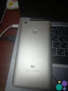 Продам телефон Xiaomi в хорошем состоянии